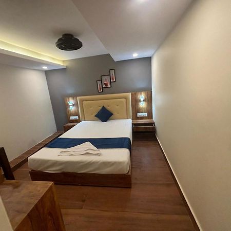 Hotel Z-A-R-A Park Goregaon West มุมไบ ภายนอก รูปภาพ