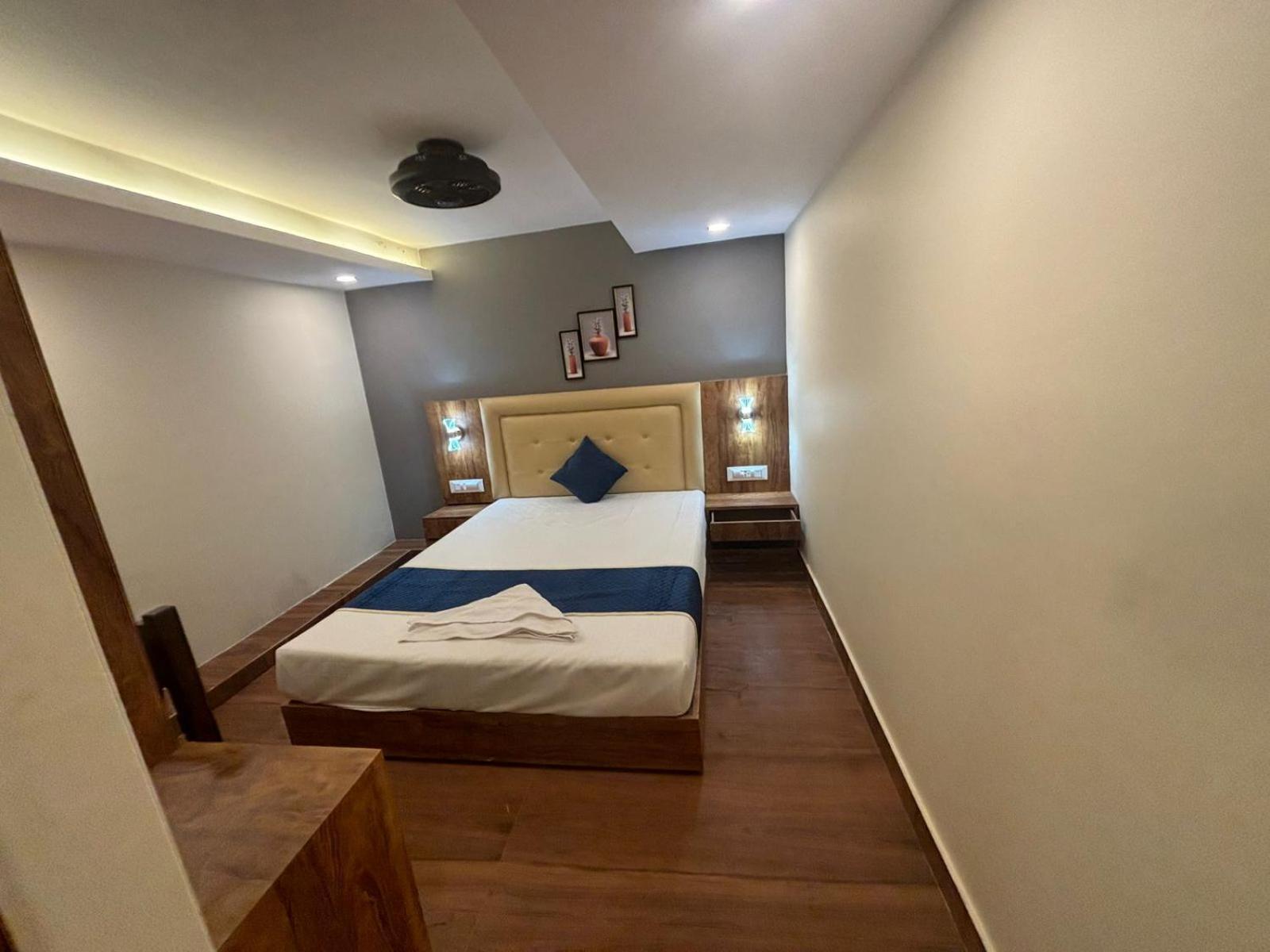 Hotel Z-A-R-A Park Goregaon West มุมไบ ภายนอก รูปภาพ